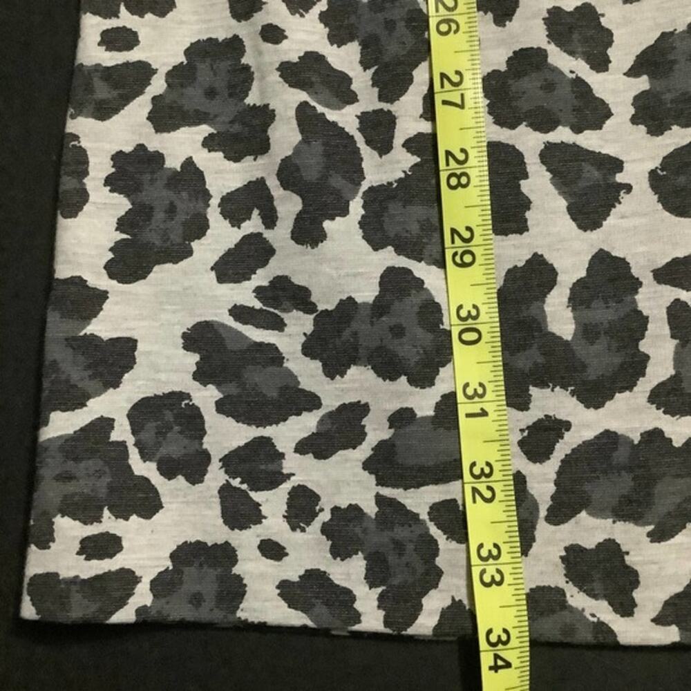 Vince Camuto Womens Animal Leopard Print Sleeveless Sheath Dress Knit Size 6 - Picture 9 of 9